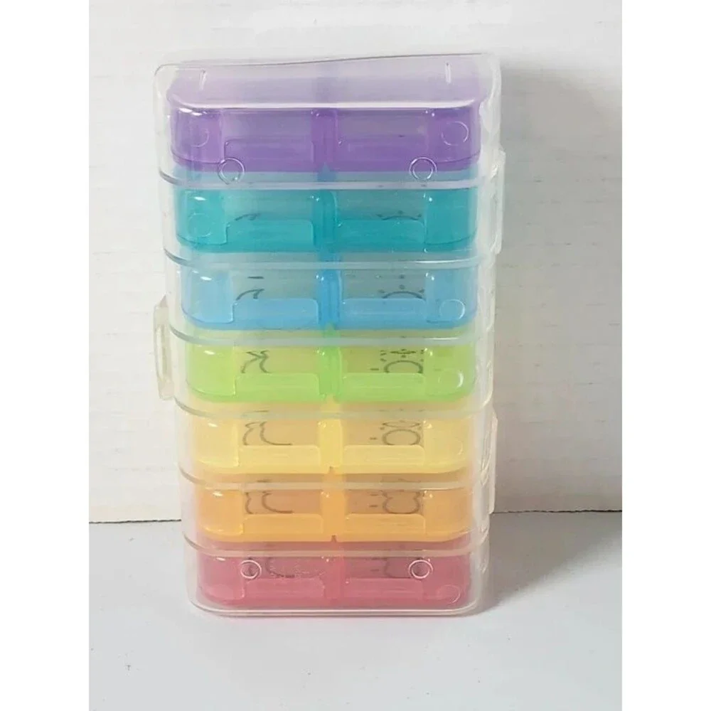 Day and night pill organizer
